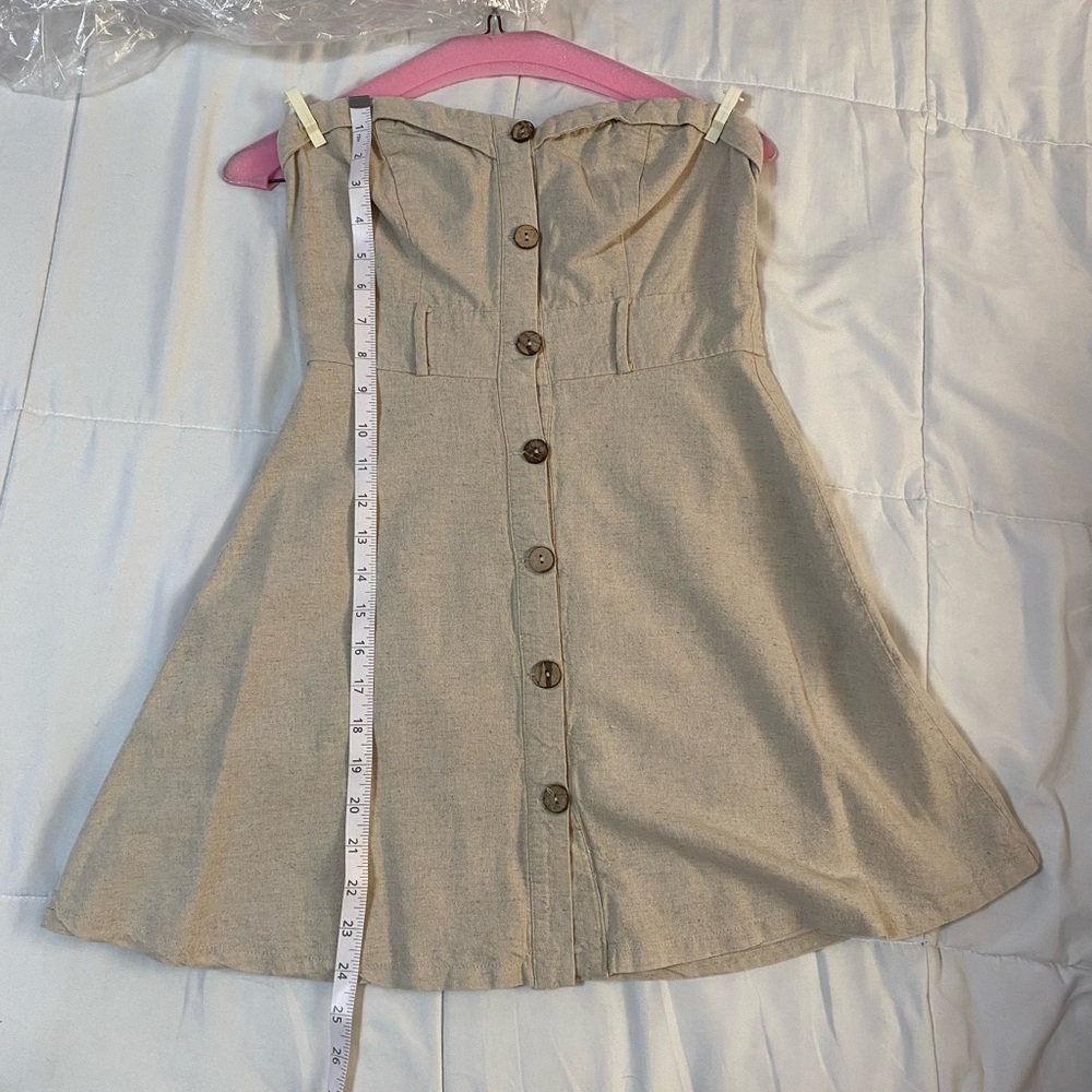 Charlotte Russe Linen, Strapless Mini Dress with wood-like buttons. Size Medium - Picture 8 of 8